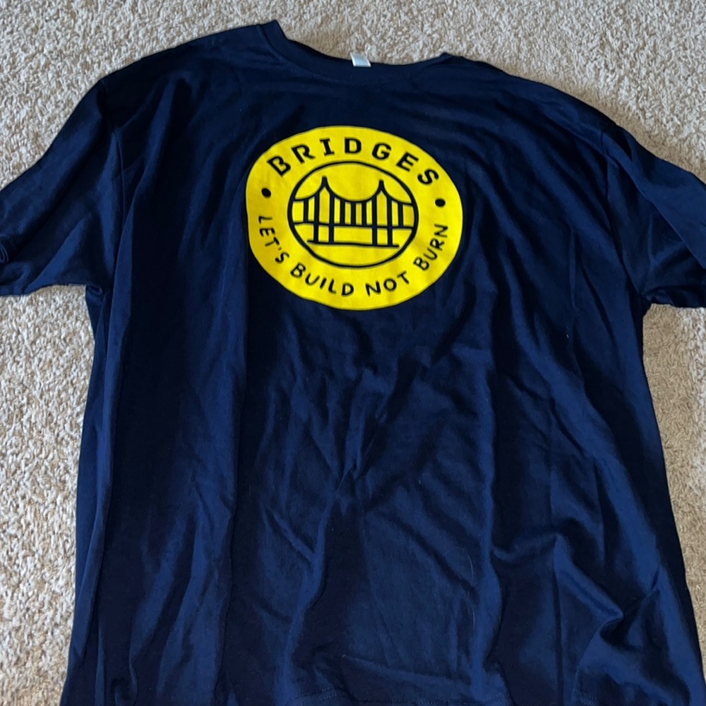 Men’s T-shirt